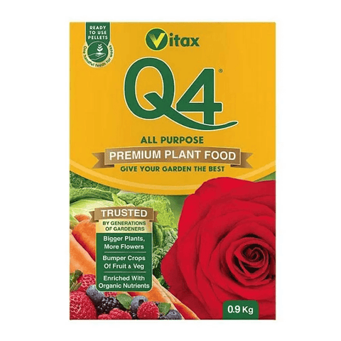 Vitax Q4 all-purpose premium plant food 0.9 kg box package